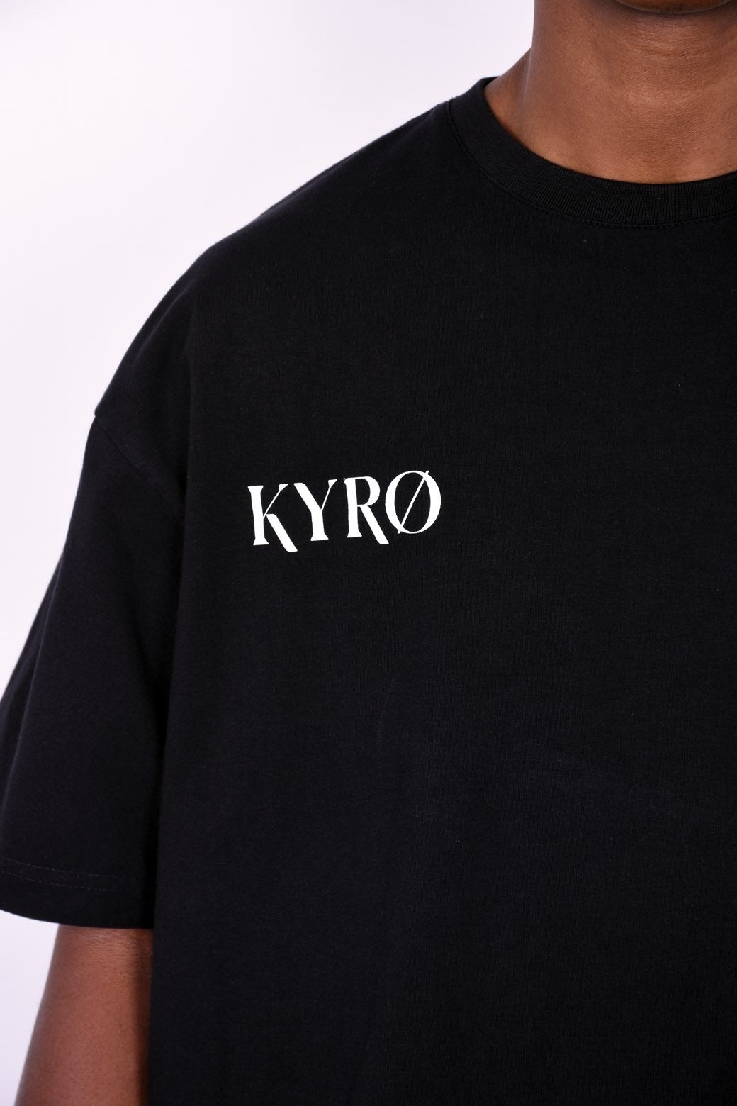 KYRØ Beyond Oversized Tee – Black